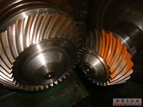 TFX-H系列船用三相同步发电机概述及结构简介与技术参数64～150kW