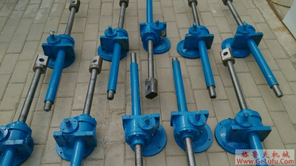 YRTE型起重用绕线转子三相异步电动机外形尺寸