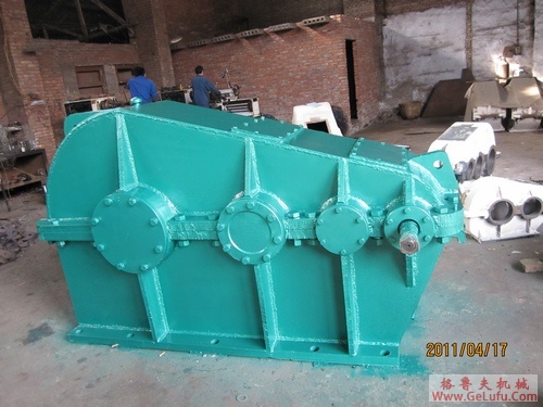 YTSP系列（IC411）变频调速三相异步电动机外形尺寸（H90～355mm）