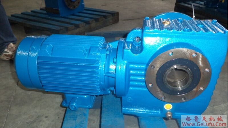 YZPB、YZPBF系列起重及冶金用变频调速三相异步电动机特点（H100～355mm）