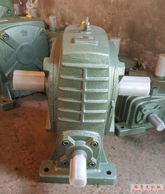 轮胎式联轴机特点(GB/T5844-86)