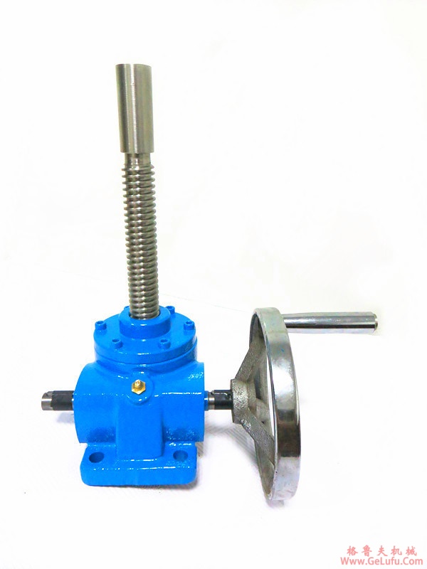 BK系列螺旋锥齿轮减速机选型参数表（功率55KW）