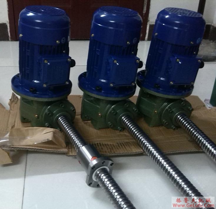 NF系列平行轴斜齿轮减速机选型参数表(功率2.2KW)