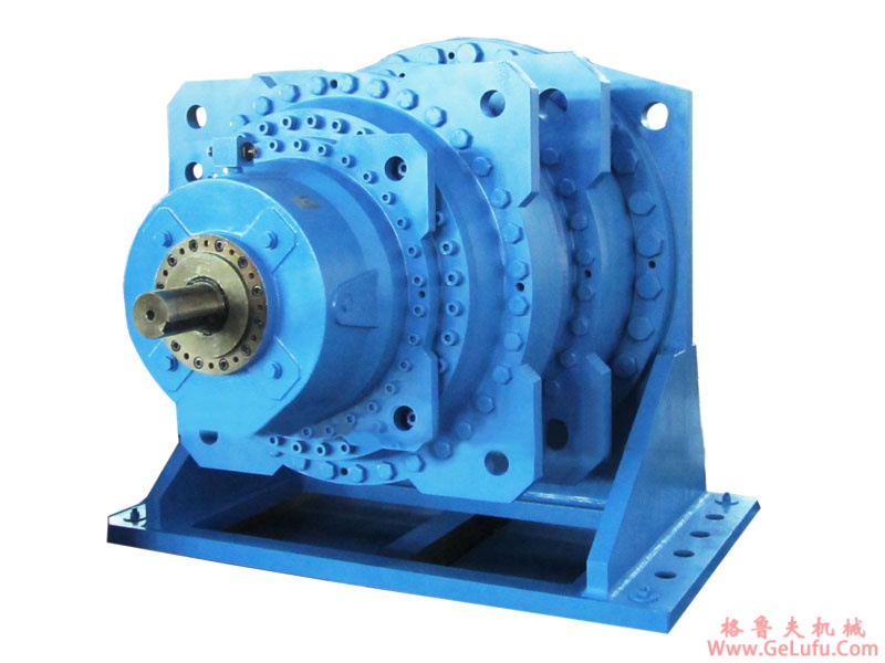 WR系列斜齿轮硬齿面减速机技术参数（功率0.37kW）