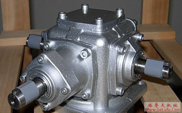 JRTF平行轴――斜齿轮减速电机安装尺寸(JRTF..R..)