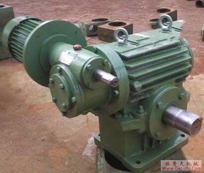 P系列平行轴斜齿轮减速机选型参数表（功率5.5KW)