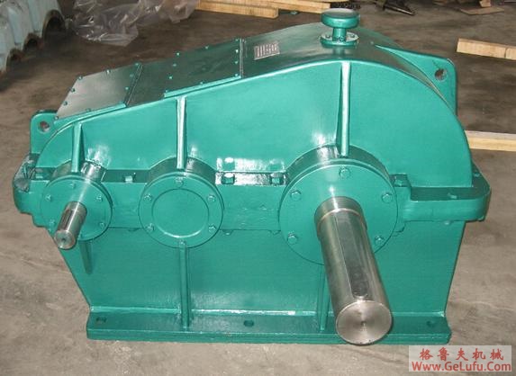 CZS型斜齿轮蜗杆减速机的技术参数表（功率为3.0KW）