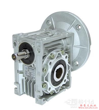 SKD500-SKD600底脚式安装斜齿轮―蜗旋伞齿轮减速电机外形及安装尺寸