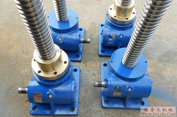 TF、TFK圆锥、圆柱齿轮减速机性能特点(图1)