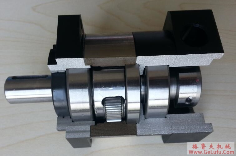 减速机一般用于低转速大扭矩的传动设备(图1)