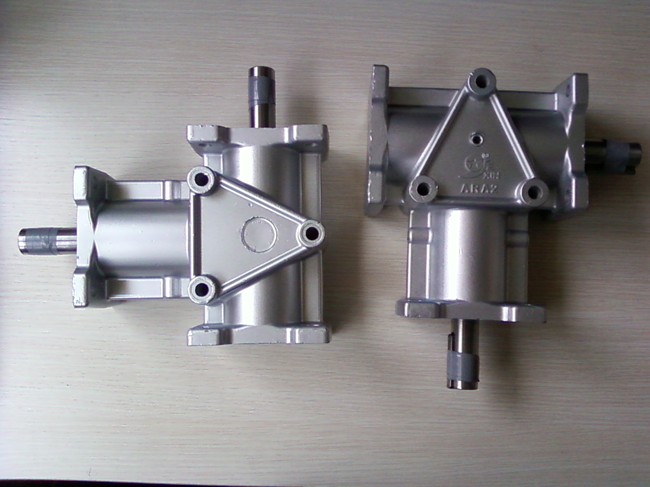 蜗轮丝杆升降机如何选型使用？一篇文章带你了解，附安装尺寸图(图1)