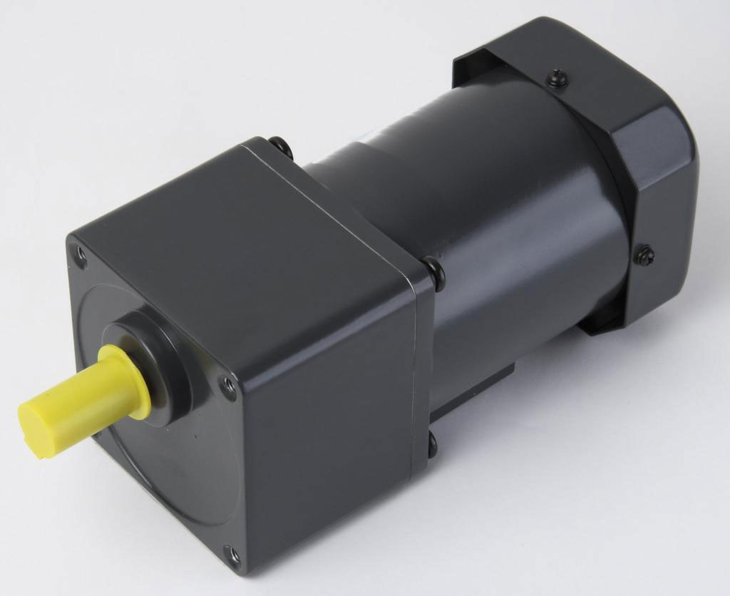 **选型攻略：如何为升降平台选择最合适的蜗轮丝杆升降机**(图1)