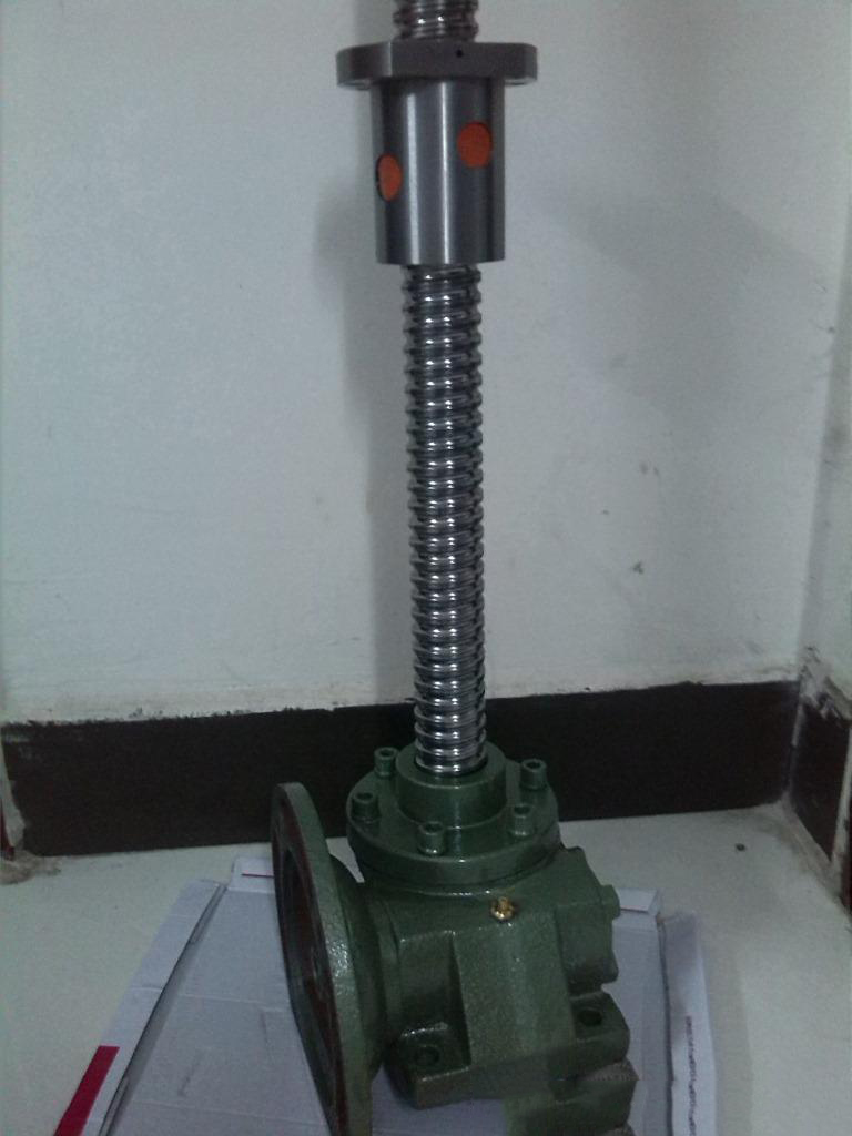 ZXD型中心传动单(双)管吸泥机：高效清洁的先锋(图1)