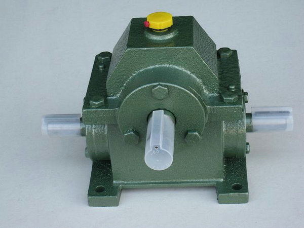 **冷却塔风机减速机：使用前必须知道的几个关键点**(图1)