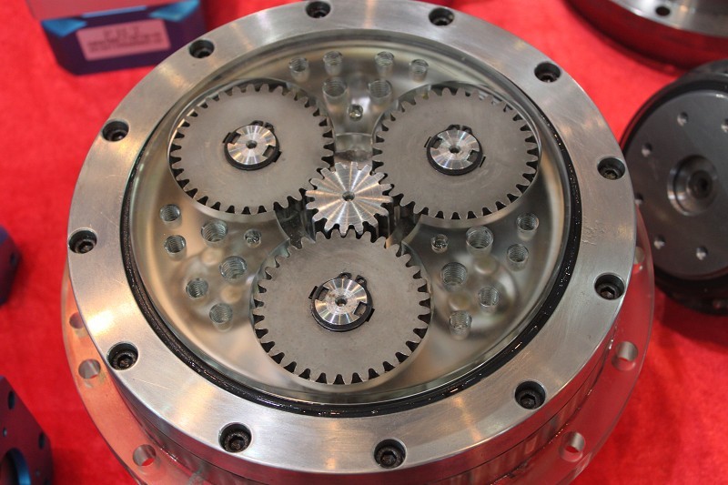 蜗轮丝杆升降机的相位弥补方法