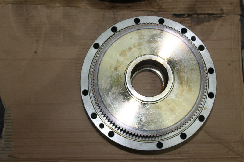 四级齿轮减速机多久更换一次机油